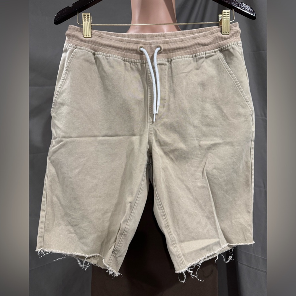 Adidas Skateboarding Shorts Khaki size Small